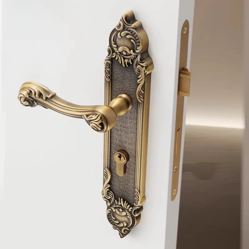 

European door lock indoor bedroom door lock magnetic suction silent villa brass American wooden door retro
