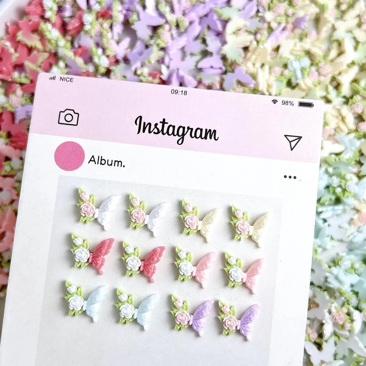 30PCS 빛나는 참신 나비 수지 네일 참 크리 에이 티브 다채로운 잎 꽃 나비 네일 아트 장식 DIY 머리핀 손톱