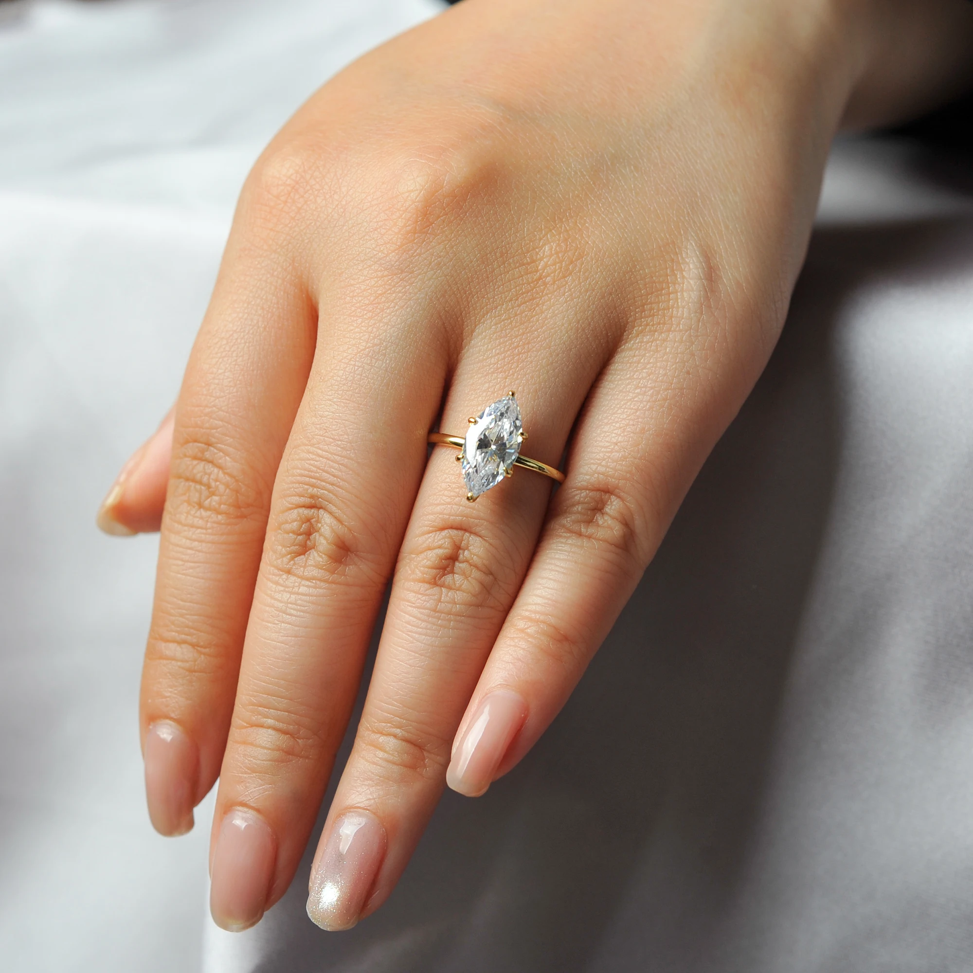 POTIY 9ct 5A Marquise-Schliff Zirkonia Solitär-Verlobungsring 925 Sterling Silber Vergoldet Brautgeschenk für Sie – Detail 14