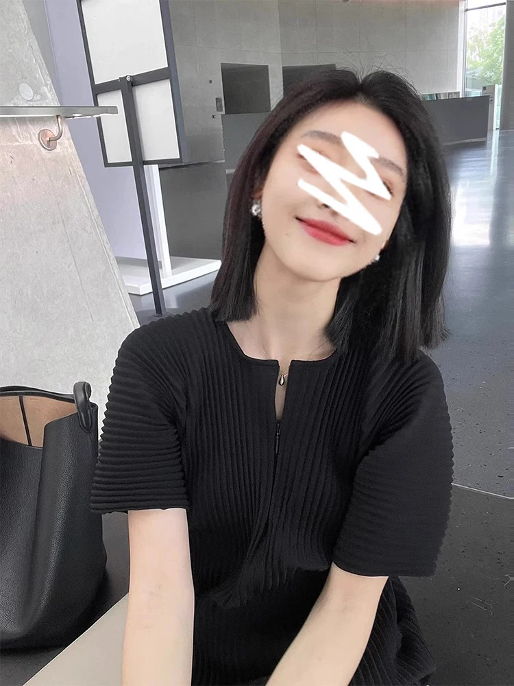 

Casual Black Summer Short Sleeve Hooded Top And Pants Set Women's Fashion Crease-resistant Ensemble Three-za Art Creation