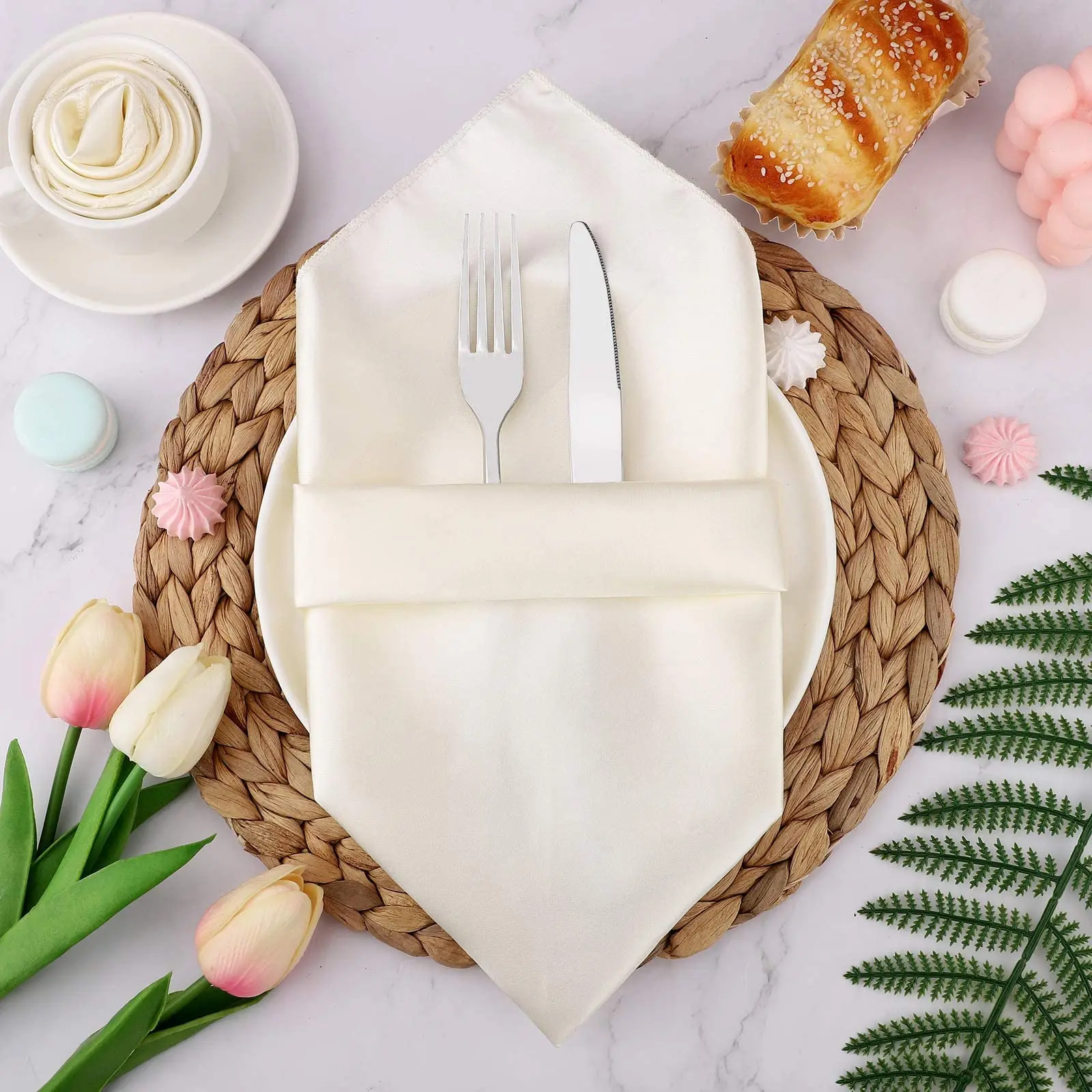 24Pcs Satin Napkin Square 30x30cm Dinner Napkins Weddings Party Napkin Soft Table Napkins for Romantic Weddings Party Decoration