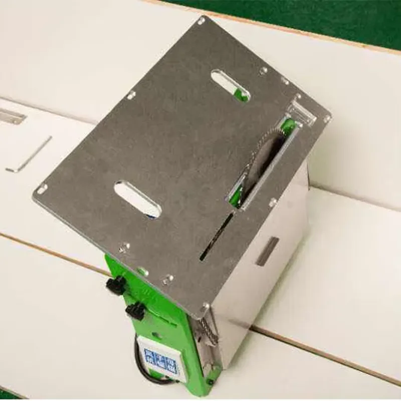 Table Saw Woodworking Machinery 45 Degree Cutting Sliding Table Panel Saw for Woodworking