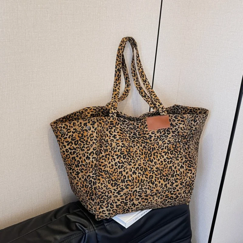 

2025 Новая высококачественная женская кожаная сумка, роскошный бренд, известный дизайнер, модная классическая Париж ​