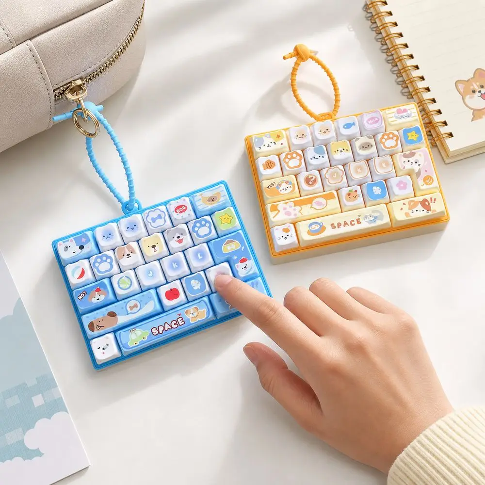 26-key Keyboard Keychain Clear Key Sounds Pressable Keys Press Button Hanging Loop Stress Relief Decompression Bag Ornament