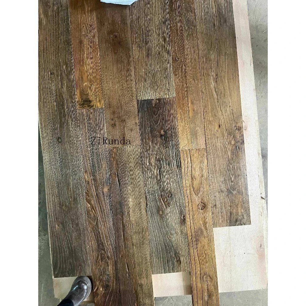 カスタマイズされたワックスオイル多層再生ニレ材フローリング、ヴィラ用ロングボードフローリング