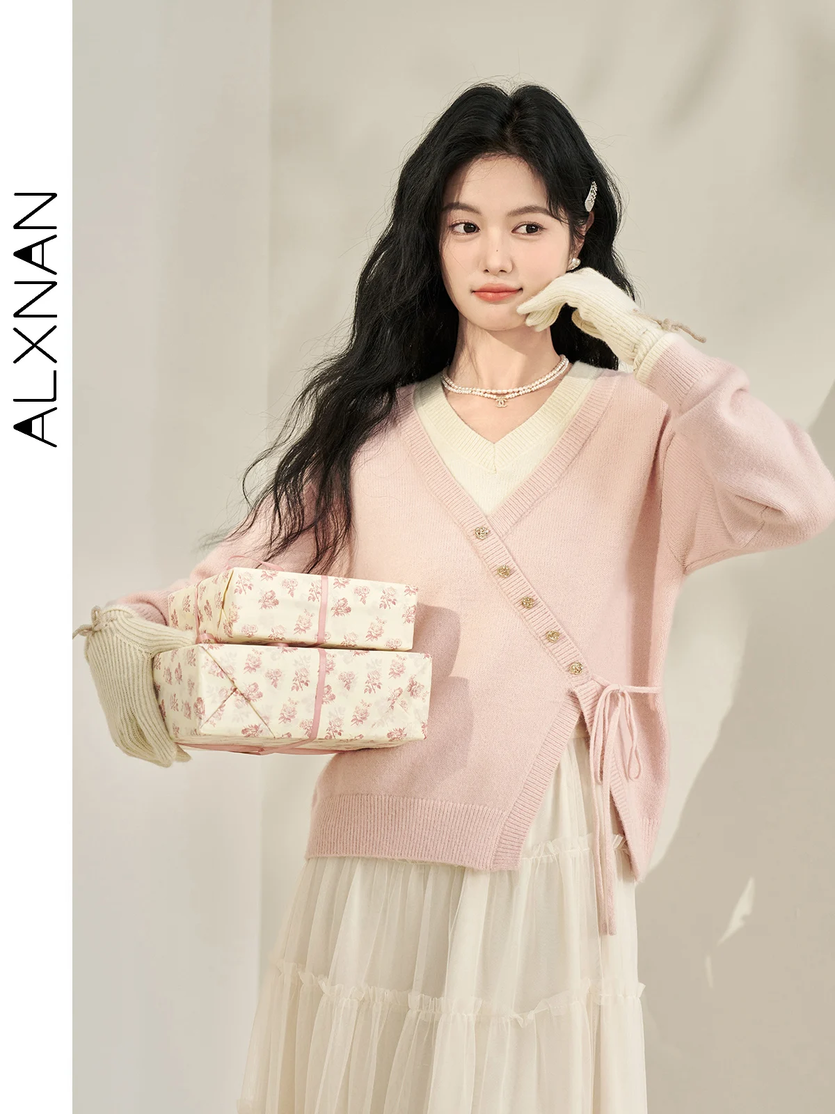 ALXNAN Dolce 2 in 1 Pullover da donna Patchwork Scollo a V Bottone in metallo a forma speciale Spacco laterale Allacciatura 2024 Maglione invernale DYL 661335