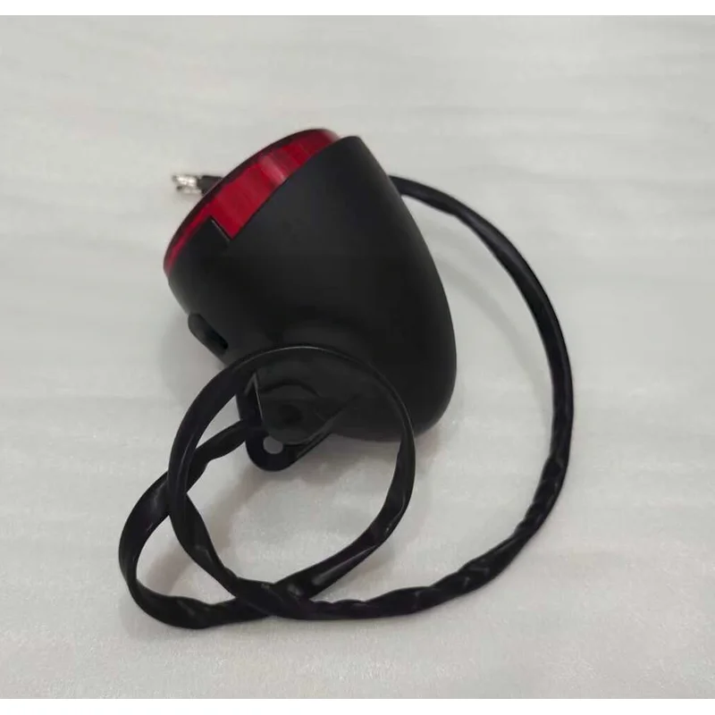 Motorcycle Rear Tail Light Assembly Brake Stop Lamp Spare Parts For Keeway Superlight 200 K‑Light202 QJ200‑2H