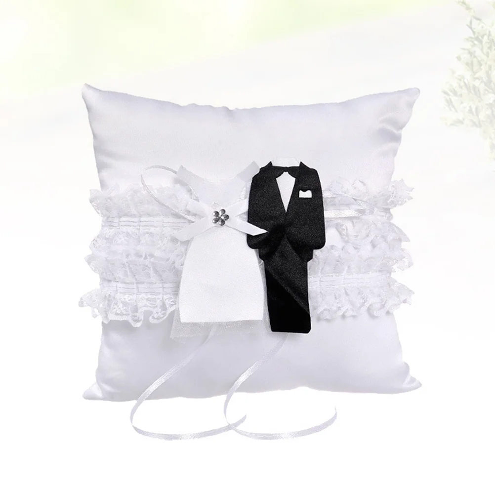 

European and American Bride The Ring Pocket Pillow White Throw Pillows for Bed Bearer Wedding