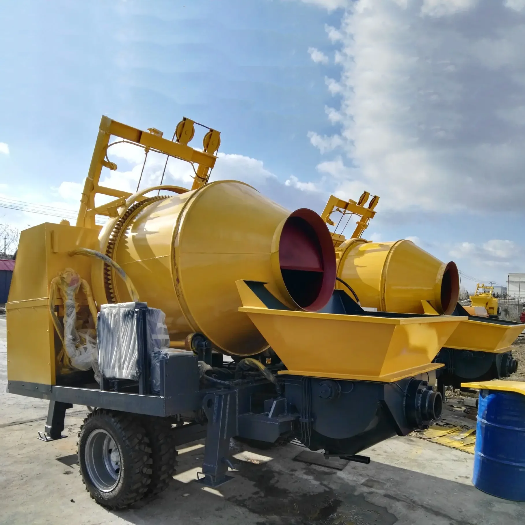 Truk Mesin Pengaduk Beton YG K - Concrete Mixer Machine ulasan dan harga