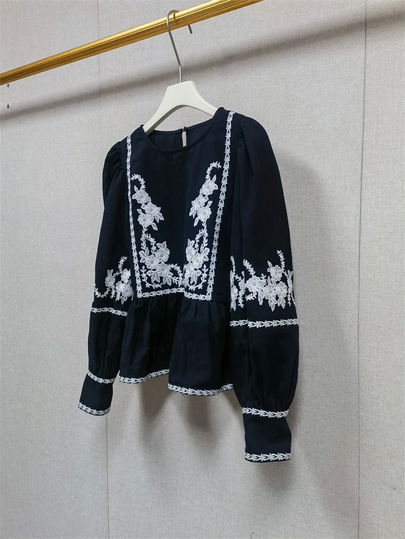 Chemisier en coton pour femmes, col rond, ample, Vintage, avec broderie de fleurs contrastées, manches bouffantes, printemps 2026