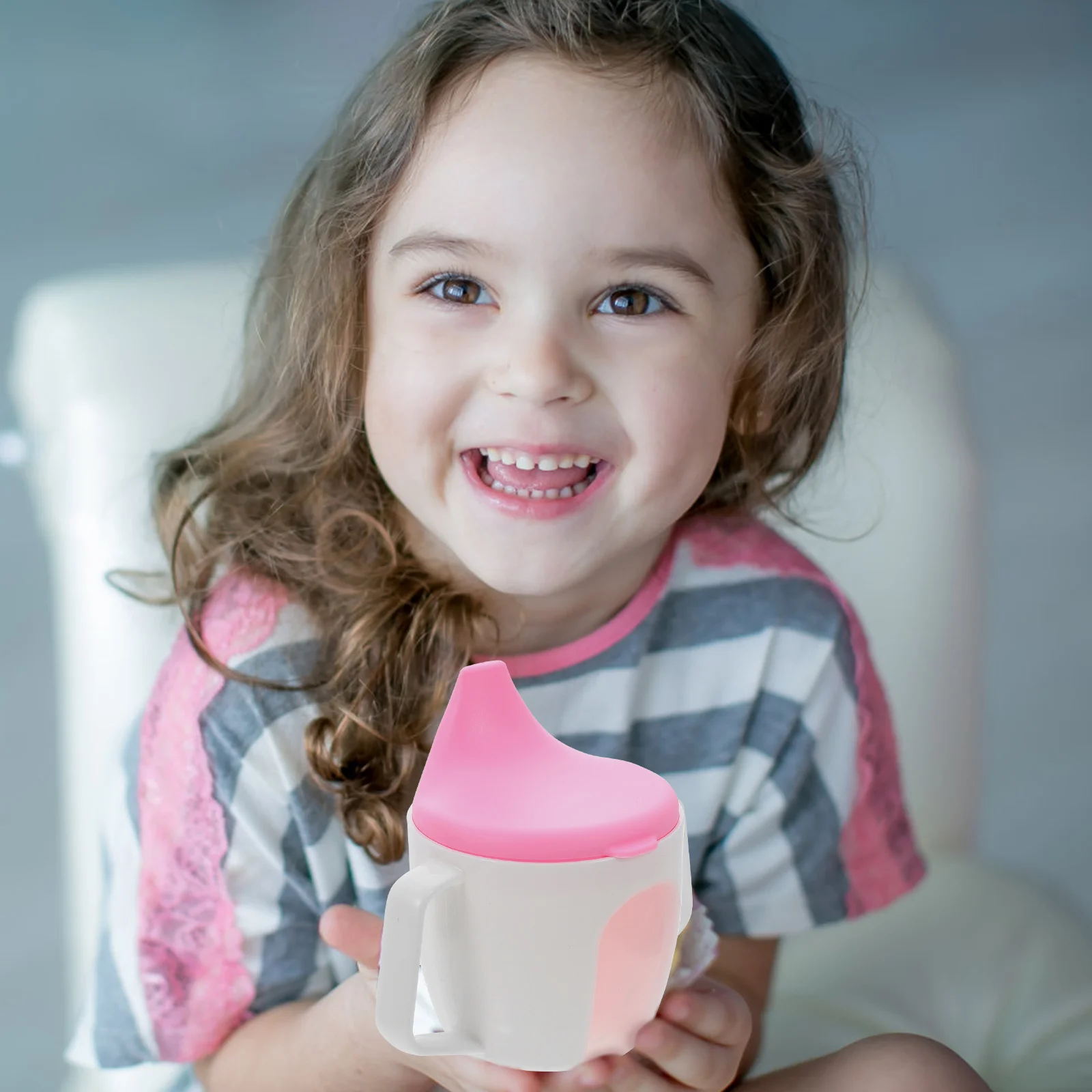 

Baby Sippy Toddler Water Leak Proof Safe Material Portable Baby Trainer Sippy Duck Mouth Cup Milk Cup Storage Container