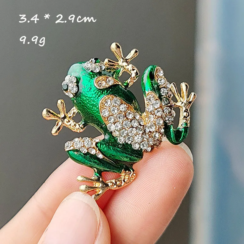 Jumping Frog Colorful Crystal Stone Brooch Enamel Green Leap Frog Toad Insect Metal Small Pin Coat Suit Neutral Breast Corsage