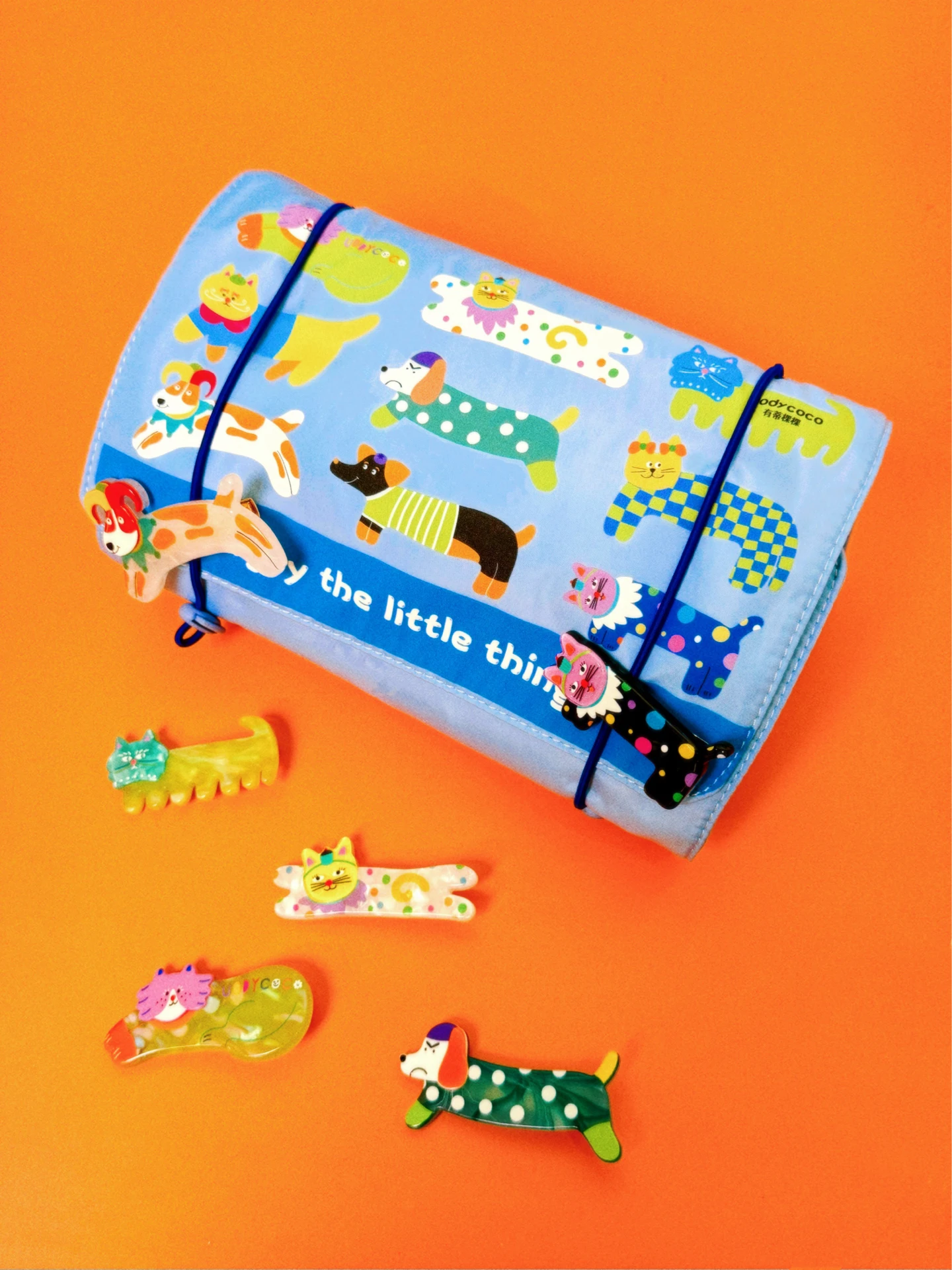 Uodycoco Large Capacity Travel Toiletry Bag  Multi-Function Cosmetic Bag Portable Storage Dry Wet Separation