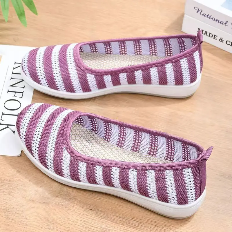 2024 nuove scarpe sportive casual in mesh estivo da donna suola morbida antiscivolo traspirante leggera slip on scarpe da passeggio scarpe per anziani