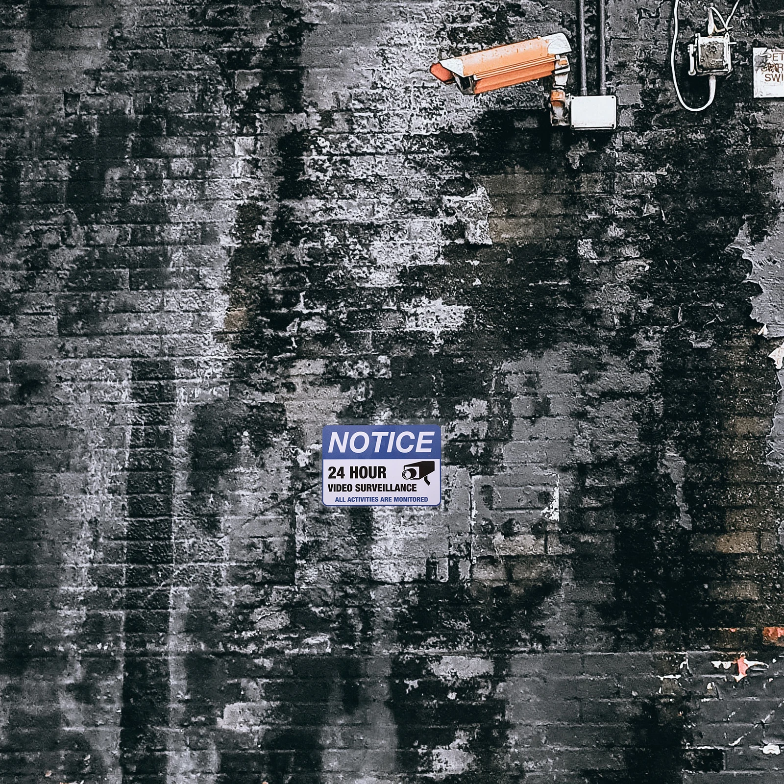 2pcs Monitored Warning Stickers Security Camera Sign Video Monitored Decal 24H Surveillance Adhesive Caution Sticker For Traffic