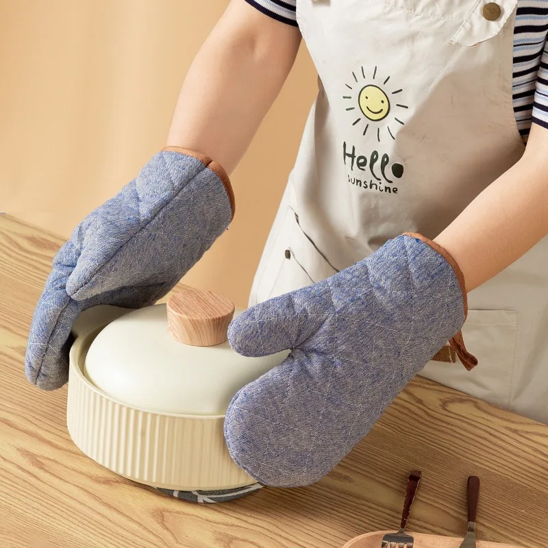 2pcs Thickened Oven Mitts Home Kitchen Lattice Mitts High Temperature Resistant Baking Microwave Mitts Kitchen Baking Supplies