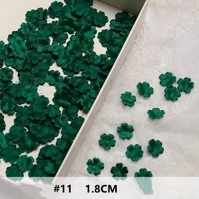 200 Stück/Packung. Mehrfarbige Stoffblütenblätter für Hochzeitskleid, Kinderkleidung, Feendekoration, DIY-Schmuckmaterial – Detail 7