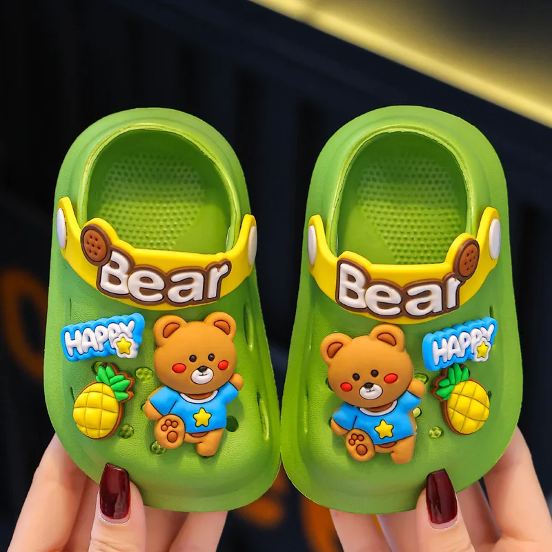 Summer Non-Slip Sandals Garden Beach Slippers Kids Cartoon Cave Hole Sandals Soft Soled Quick Drying Shoes Sandals