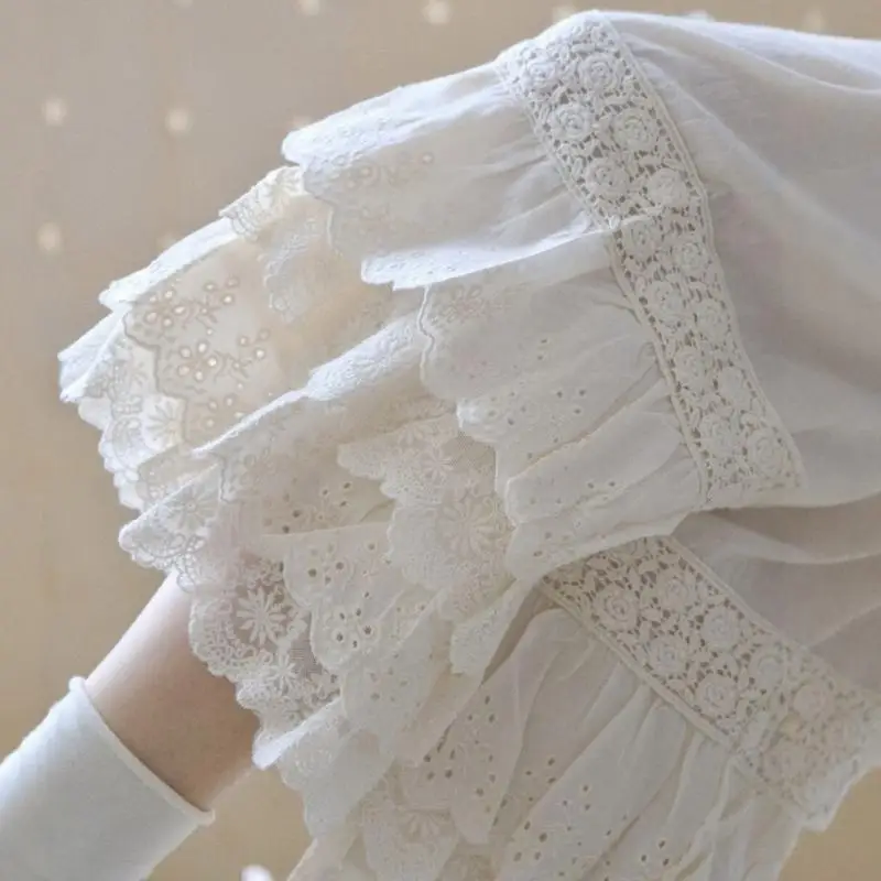 Elegant Lace Detail Cotton Slip Shorts Seamless Designs Lace Underwear Smooth Touches Comfortable for Yoga & Office Use