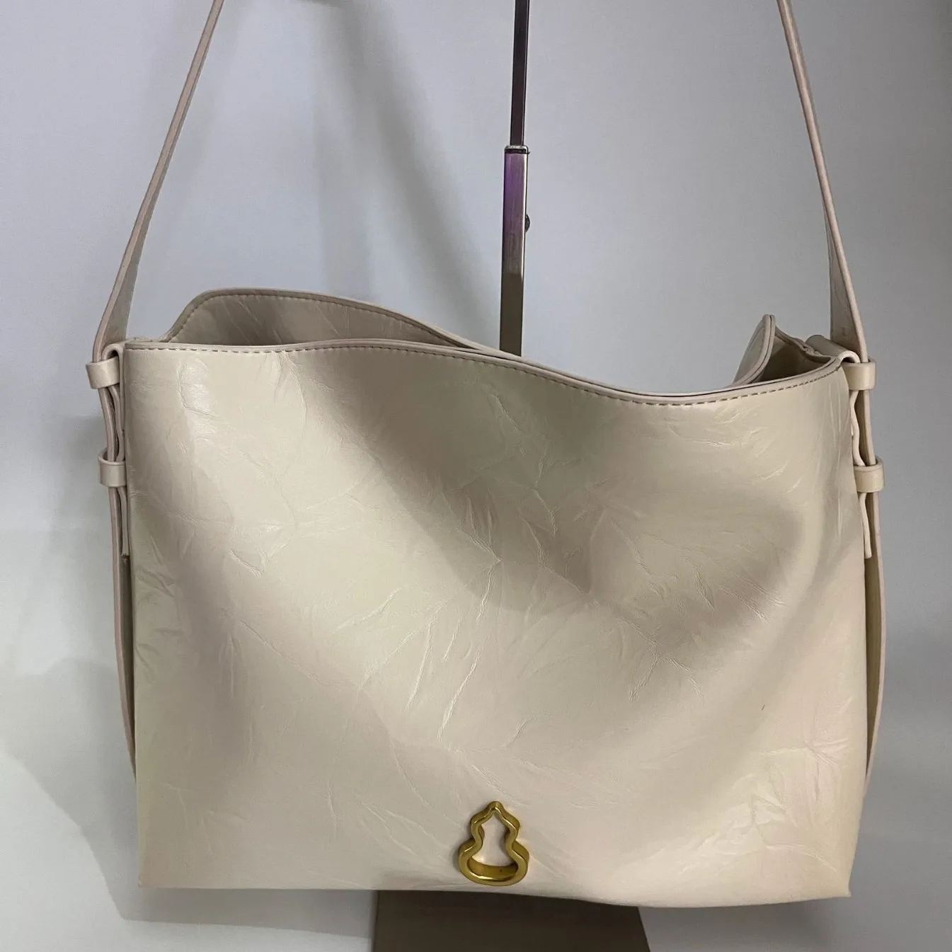 

BAMPO 2025 New Small Hobo Tote Bag Fashionable Single-Shoulder Crossbody Underarm Bag for Women