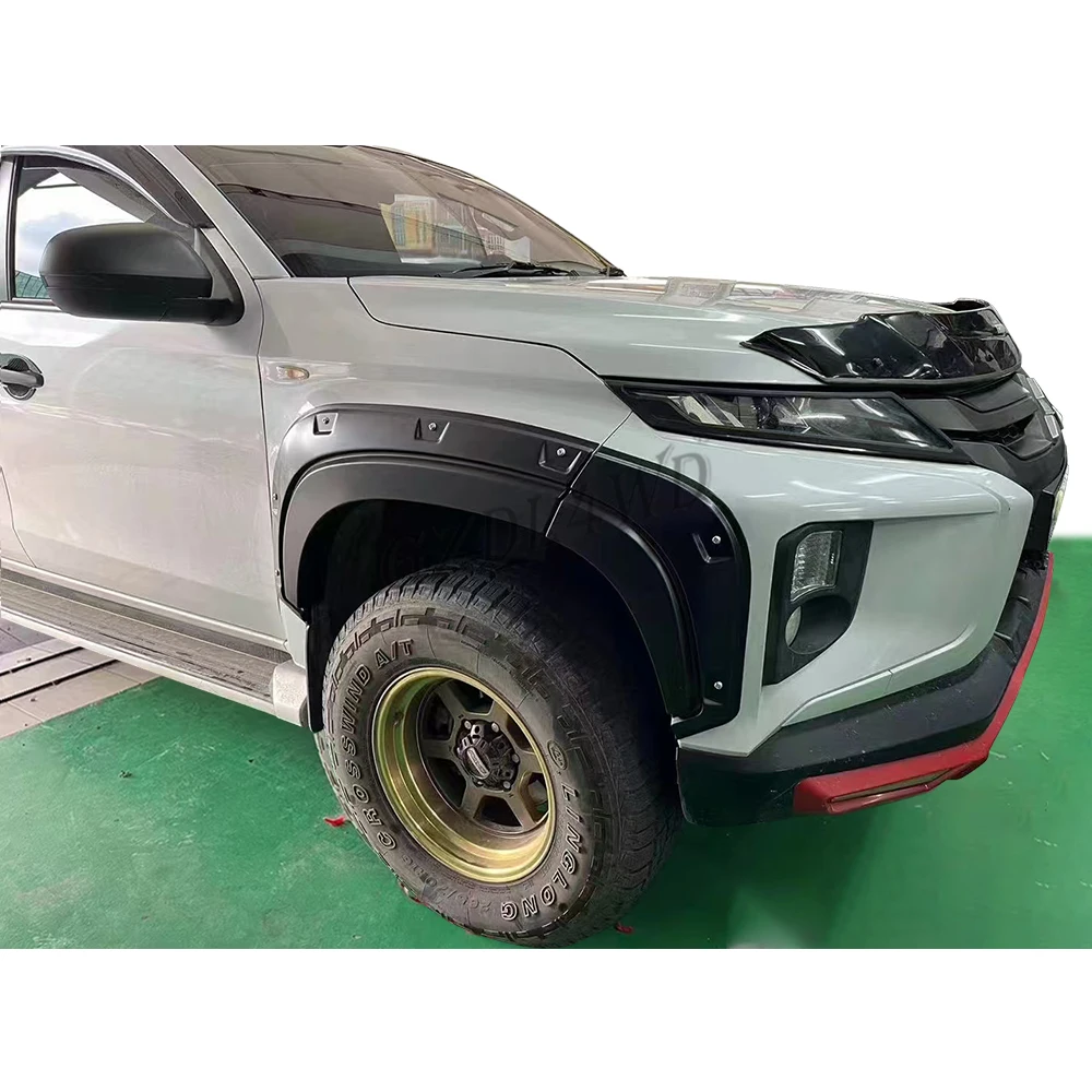 

4*4 Pickup Accessories ABS Wide Wheel Arches Fender Flare Extension Kit For Triton L200 5th 2019- 2023 Mud Guards Fenders