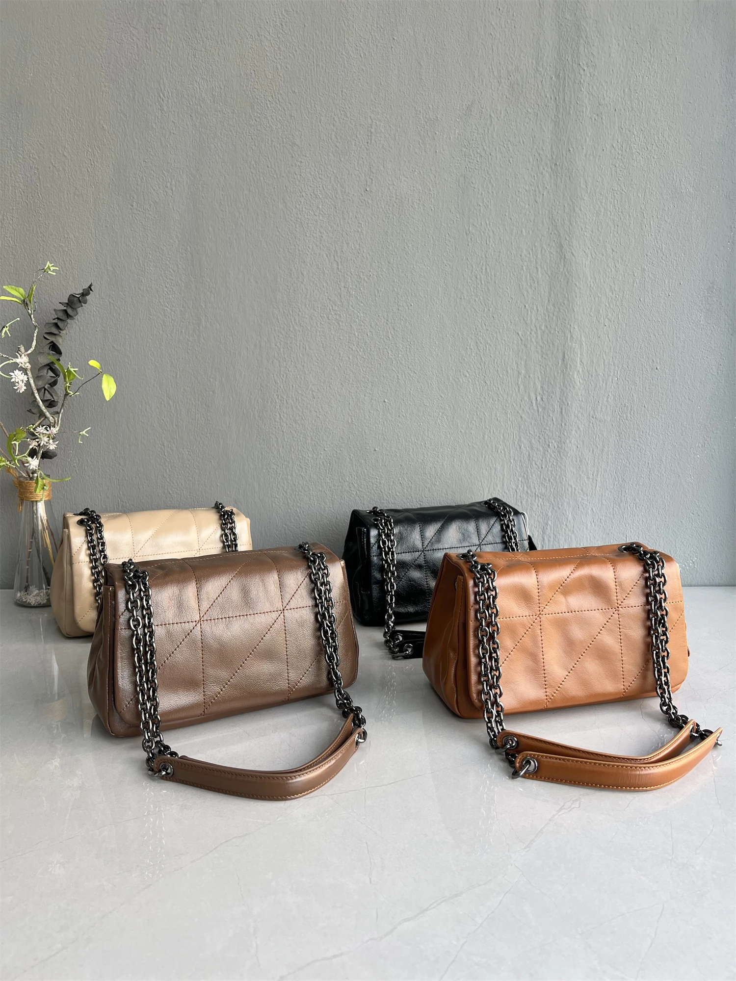 

High-End Texture Casual Simple Leather Chain Diamond Pattern Bag Top Layer Cowhide Women's oulder Bag Rectangular ape