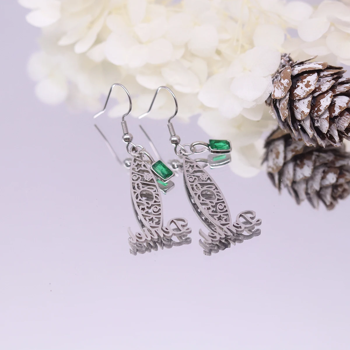 Chandler Custom Name Surfboard Earrings Vintage Bohemian Hollow Carved Dangle Gold Tone Geometric Jewelry for Women