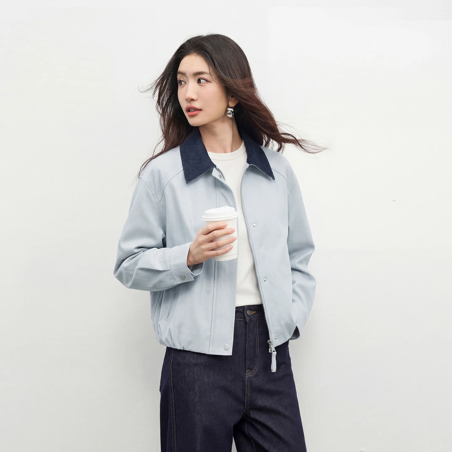 SENTUBILA Simple Short Jacket for Women Color Blocking Lapel Collar Drop Shoulder Sleeve Coat 2026 Spring Loose Jacket W61WB6599