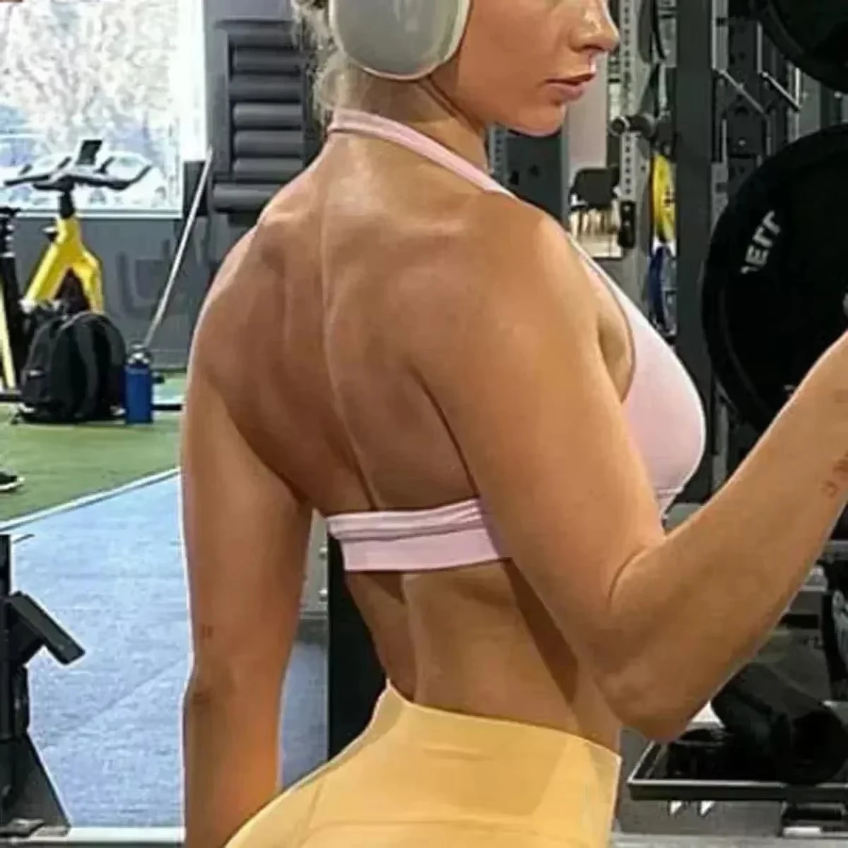 

Ударный спортивный бюстгальтер, женский бесшовный бюстгальтер с лямкой на шее, сексуальный топ для йоги с открытой спиной, бюстгальтеры со средней поддержкой, укороченный топ для спортзала, спортивная одежда с подкладкой