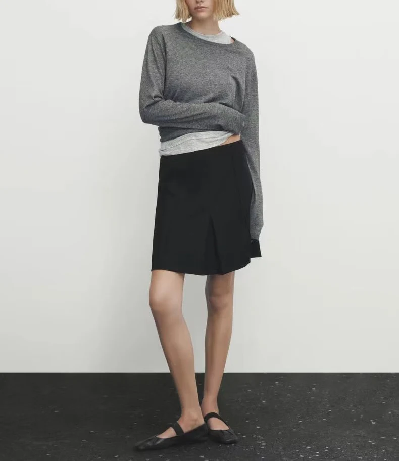Slimming High Waist A-Line  Skirt for Women Black Pleated Design Polyester Fiber 2023 Autumn Fashion Short Skirt