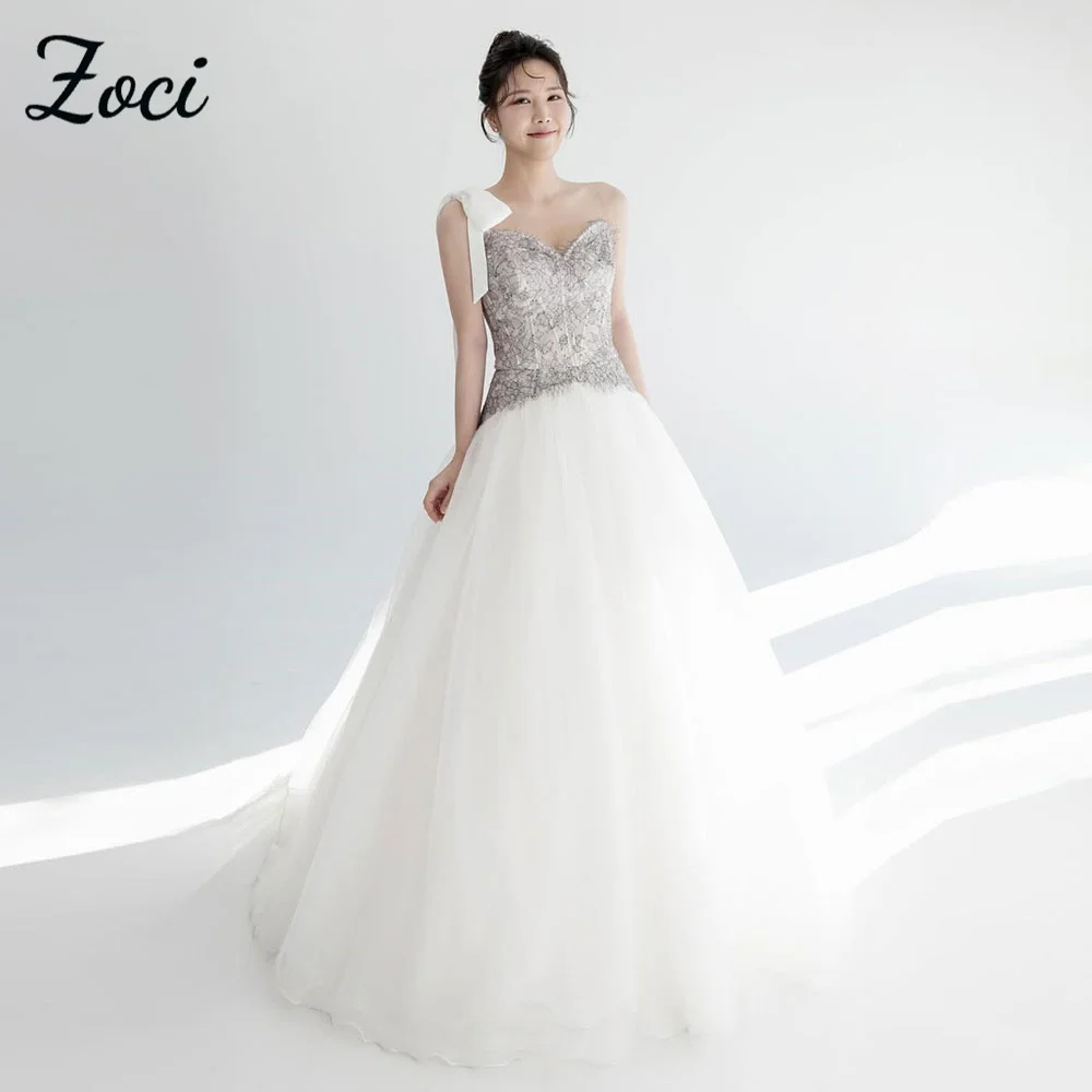 

Zoci Vintage Sweetheart Korea Wedding Dress Black Lace Appliques Photo Shoot Dress Customized Backless One Shoulder Bridal Gown