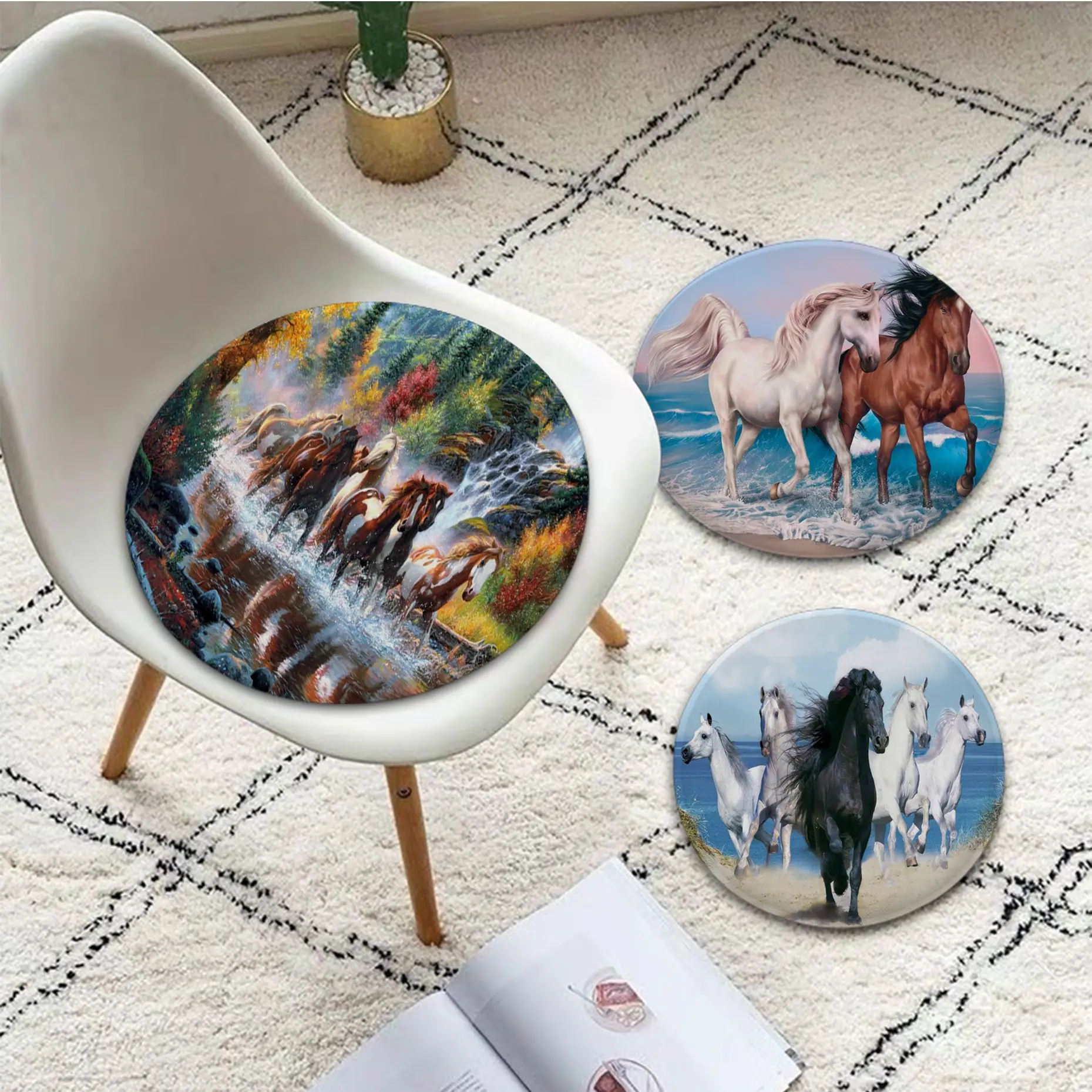 

Running Horses Cushion Mat Tie Rope Chair Cushion Soft Office Car Seat Comfort Breathable 45x45cm Cushion Pads