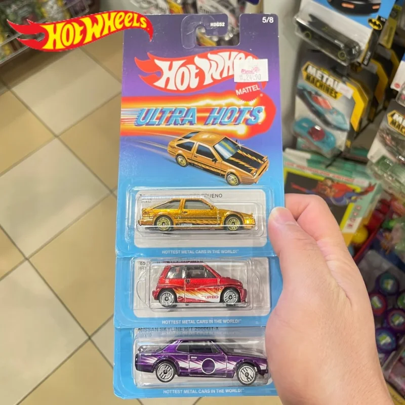 

Коллекционные модели автомобилей Hot Wheels Ultra Hots Series 1/64 из литого сплава: Pontiac GTO '67 и Volkswagen. Игрушки для мальчиков. В наличии.