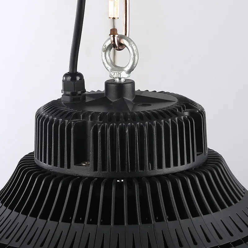 

Manufacturer customized industrial lighting UFO flying saucer lamp 100w 200w warehouse workshop workshop high luminous