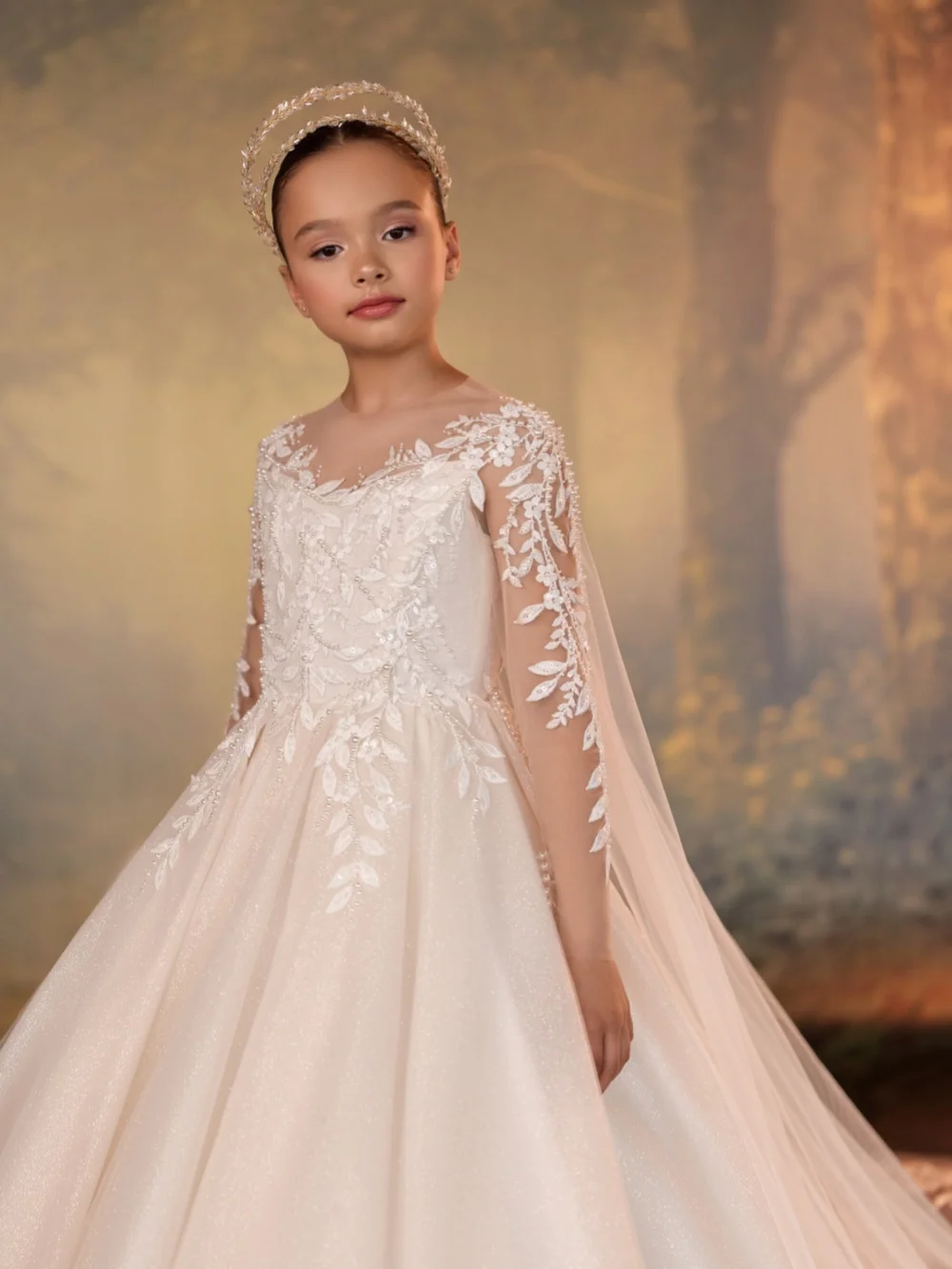 Glitter Tulle Flower Girls Dresses With Cape Gorgeous Pearls Appliques Kids First Communion Princess Dress Long Sleeved Gown
