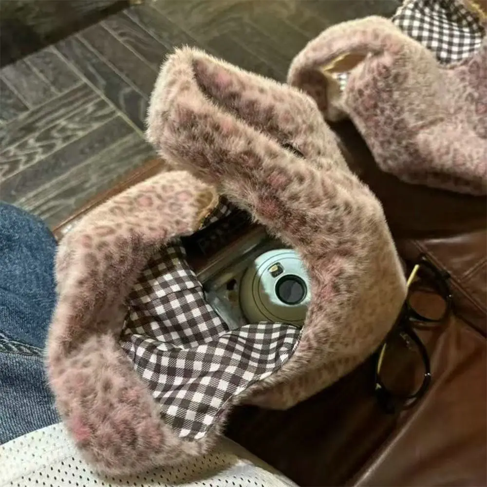 حقيبة يد نسائية جديدة بطباعة الفهد ذات سعة كبيرة حقيبة معصم صغيرة باللون الوردي حقائب حمل محمولة للعمل اليومي