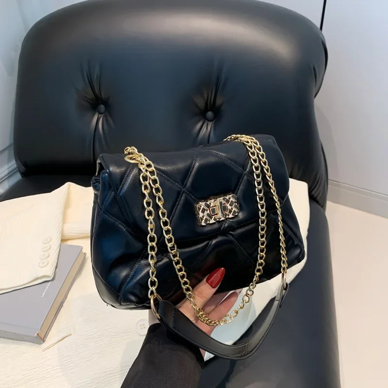 Xiaoxiangfeng fashion light luxury women's bag  summer new high-end diamond chain messenger bag versatile small square bag