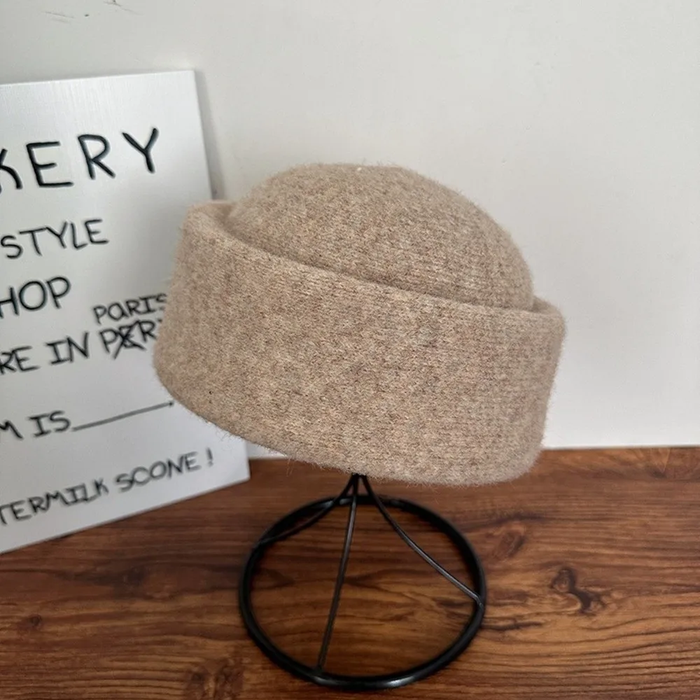Elegant Structured Knitted Pillbox Hat Skin-friendly Non-slip Beret Warm Solid Color Painter Hat Dinner
