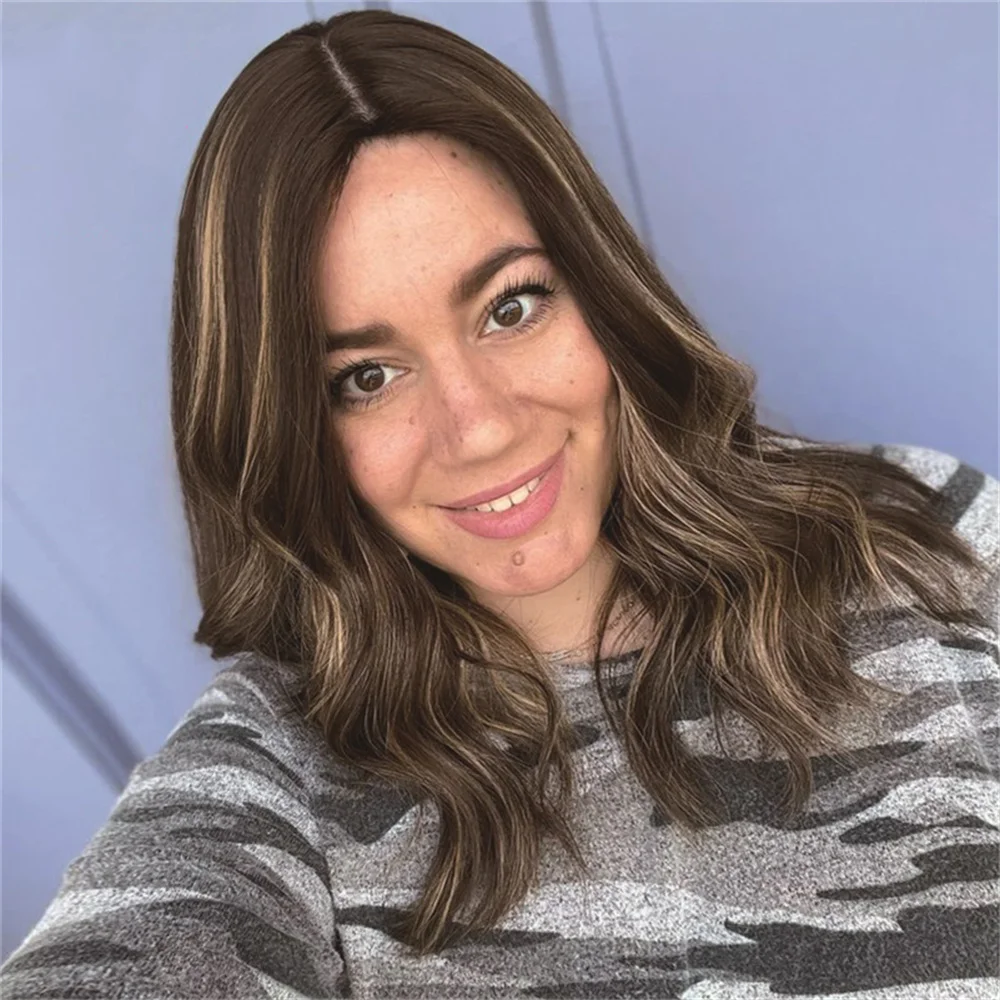 

Brown Highlight Wig 16Inch Medium Length Wigs for Women Middle Part Synthetic Hair Natural Wave Wig for Daily Party Halloween