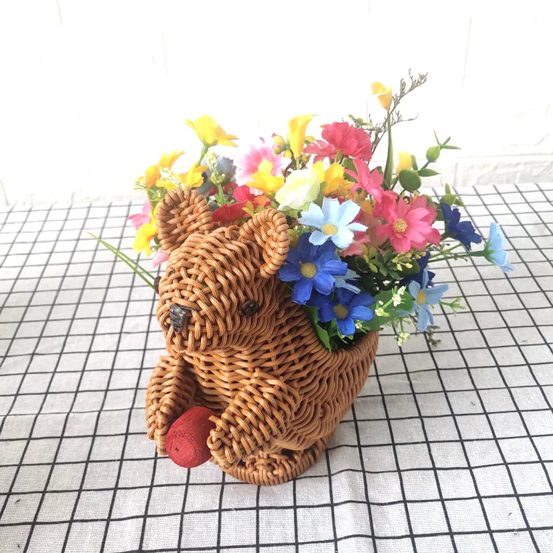 

Creative Imitation Rattan Squirrel Basket Ornaments Stand Display Desktop Decoration Bread Snack Fruit Container Storage Woven