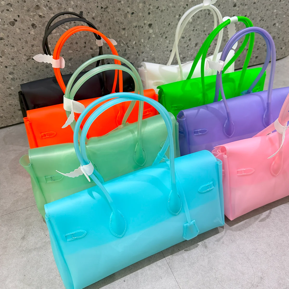 Summer Jelly Bag 2026 Casual Large Capacity Cute New Handbags for Woman Candy Color Bags Water Resistant Underarm Shoulder Bag