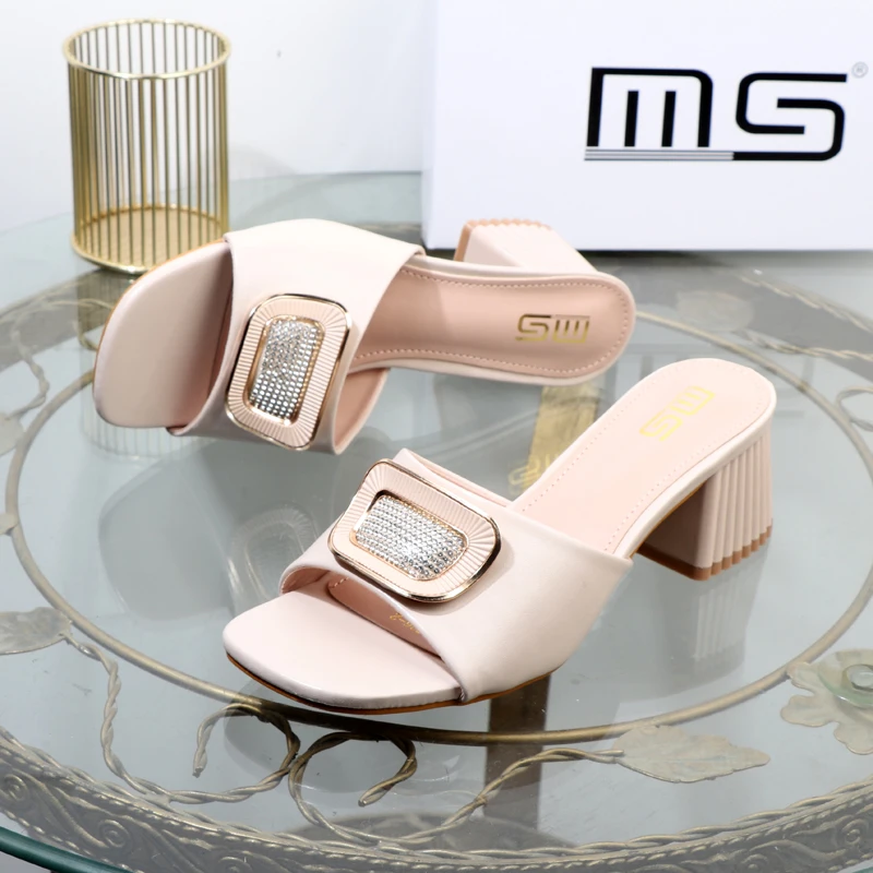 Metal Square buckle Extravagant slippers Summer of 2024 plus size women shoes rhinestone thick heels with sandals exposed toes