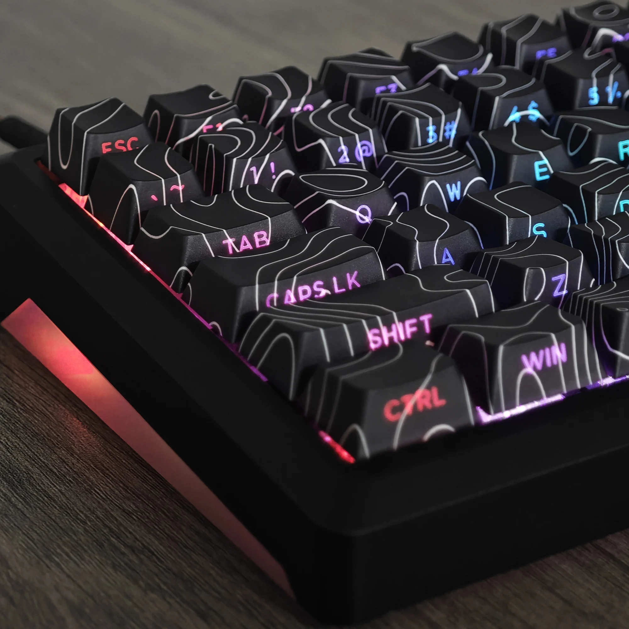 

YMDK Black Contour Line 130 Cherry Profile PBT Doubleshot Sidelit keycap For 104 96 87 84 68 61 MX Mechanical Keyboard