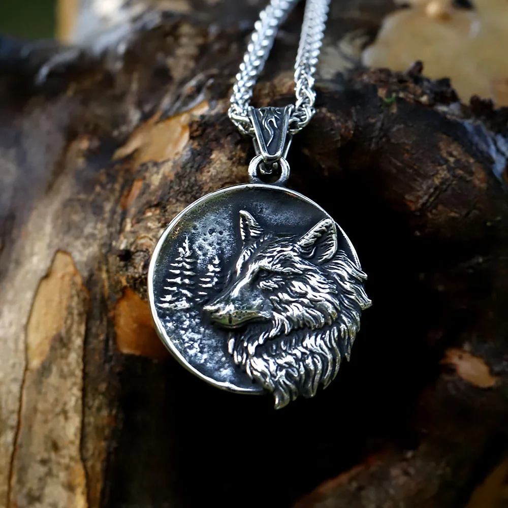 2022 Men\'s 316L stainless steel Vintage Round Viking Animal Wolf Pendant Chain Necklace for gift free shipping