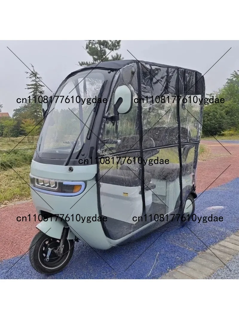 Electric Tricycle with Thickened Canopy for Year-round Sun Protection, Integrating Dust, Wind, and Snow Prevention in One