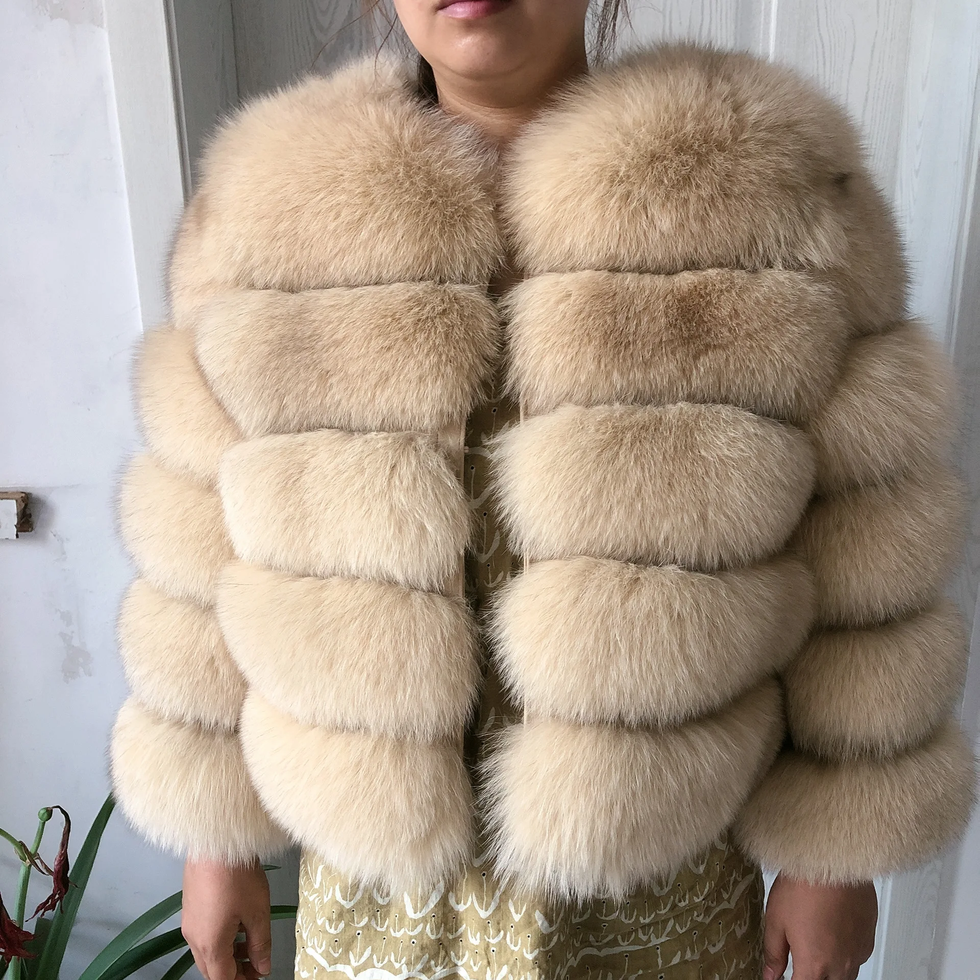 New Real Fox Fur Coat Women's Winter Warm 100% Natural Fur Jacket Short Raccoon Fur Coat Women's High Quality Hot Sale