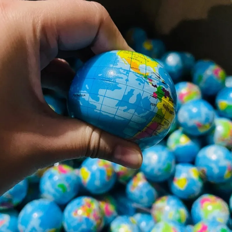 Imagem -02 - Earth Squeeze Balls For Kids And Adults Soft Foam Globe Stress Relief Squeeze Toys Hand Wrist Exercise Sponge Educational Gifts