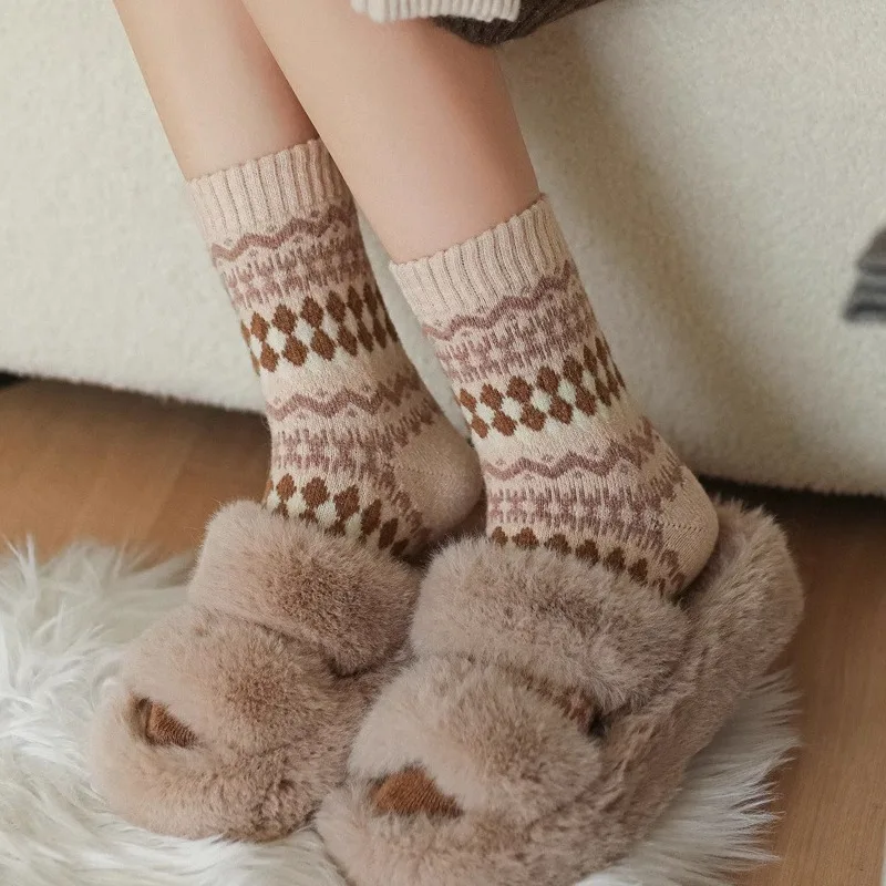 معرض جزيرة الجوارب الرجعية الصوف المرأة الخريف/الشتاء المرأة العرقية نمط الأدب الأوسط أنبوب مكدسة الجوارب طويلة الشتاء سميكة #4