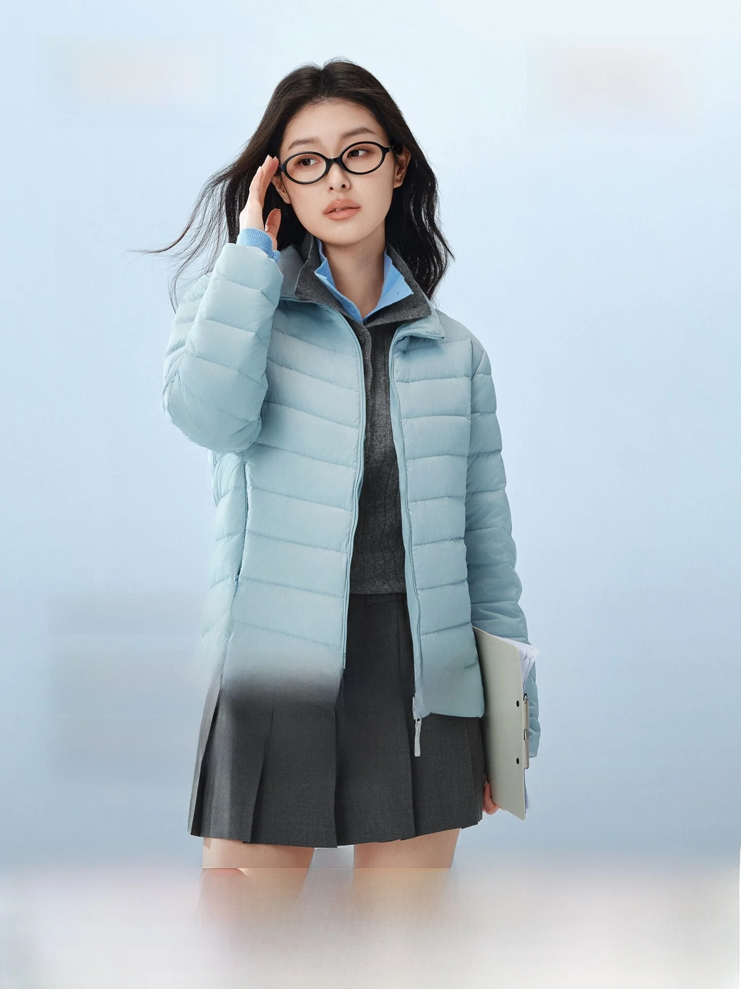 

Bosideng 2025 Новая женская легкая куртка с воротником-стойкой, наполненная пухом 90% (пуховый наполнитель), теплая, ветрозащитная, повседневная, из полиэстера