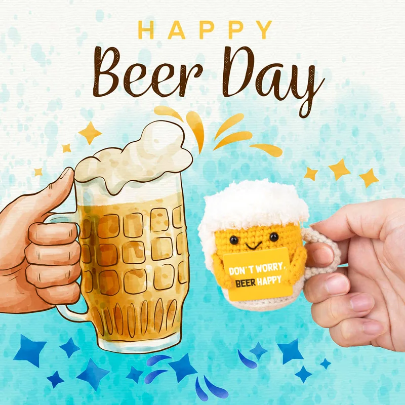 مضحك الكروشيه البيرة الحلي اليدوية الدعم العاطفي مع بطاقة سطح المكتب زخرفة اليدوية محبوك البيرة مهرجان هدية ديكور المنزل